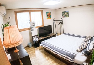 Coopie House 2 (two Rooms+King+Queen+Sofa bed