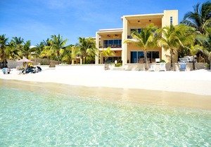 Coral Sands #3 Beach Front luxury condo on West Bay Beach. 3 bed 3 bath
