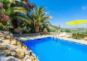 Cortijo Casablanca Priego de Cordoba by Ruralidays