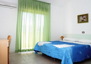 Cosy apartment in Lido Adriano with communal pool