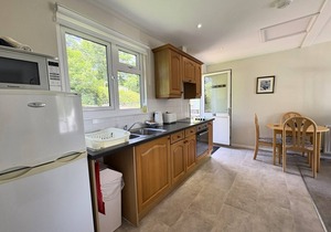 Cosy Apartment with Private Balcony & Fantastic Sea Views