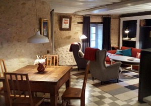 Cosy Castle in Onlay with Swimming Pool