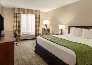Country Inn & Suites by Radisson, Lima, OH