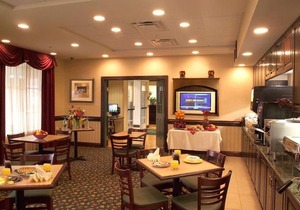 Country Inn & Suites by Radisson Newport News South VA