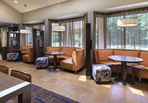 Courtyard by Marriott Boston Andover