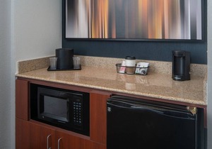 Courtyard by Marriott Memphis East/Park Avenue