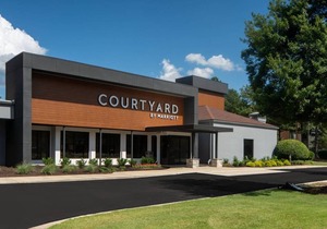 Courtyard by Marriott Memphis East/Park Avenue