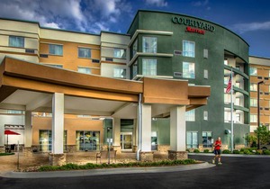 Courtyard by Marriott Charleston Downtown/Civic Center