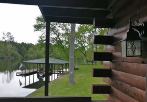 COZY #1 WATERFRONT LOG CABIN --- COZY ACRES LODGE