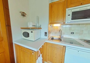 Cozy 2-Room Apartment for 5 with Ski Storage and Garage in Le Grand-Bornand