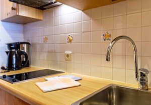 Cozy Apartment "Dolomieu 23" with Mountain View & Wi-Fi