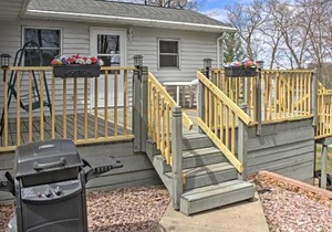 Cozy Balsam Lake Home Deck, Private Dock and Kayaks