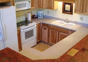 Cozy Cabin at Base of Mogollon Rim w/Fireplace, WiFi & Resort Pool