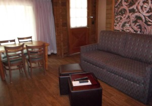 Cozy Cabin at Base of Mogollon Rim w/Fireplace, WiFi & Resort Pool