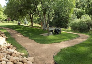 Cozy Cabin at Base of Mogollon Rim w/Fireplace, WiFi & Resort Pool