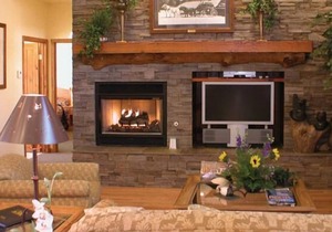 Cozy Cabin at Base of Mogollon Rim w/ Fireplace, WiFi & Resort Pool