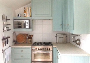 Cozy cottage in heart of St Davids - private garden with Cathedral views