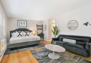 Cozy & Fully Equipped Studio in Lakeview