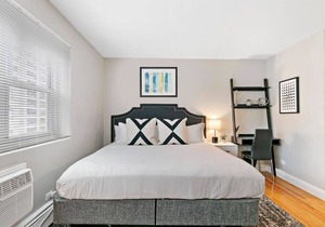 Cozy & Fully Equipped Studio in Lakeview
