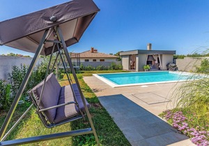Cozy home in Pula with WiFi