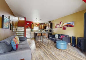 Cozy home w/a full kitchen & grill - walking distance to River Run & Ketchum