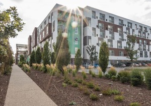Cozy + Modern Studio in the Heart of Lawrenecville