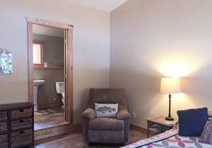 “Cozy Mountain Suites - #1 just 5 minutes from Glacier Park”