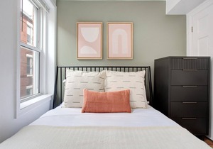 Cozy North End 2BR steps from Harborwalk by Blueground