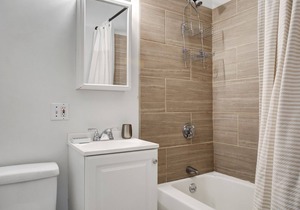 Cozy North End 2BR steps from Harborwalk by Blueground
