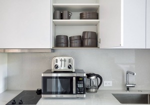 Cozy South End Studio near T, Shops + Dining, by Blueground