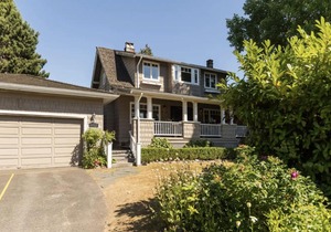 COZY SUITE NEAR UBC/YVR/DT- Private Entrance+Kitch