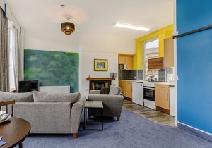Crossley Suite - UK38334
