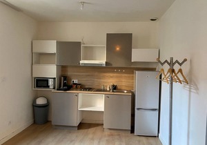 Cute studio in a family building