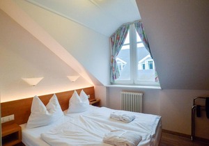 Dünenpark Binz - Komfortplus Ferienwohnung mit 1 Schlafzimmer und Balkon im Dachgeschoss 147