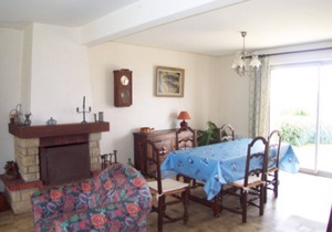D5002- VILLA ON GARDEN LOCATED 150M FROM THE BEACH OF KERVEL