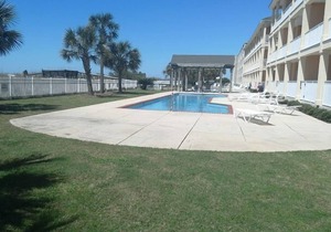Dauphin Island Beach Club 101A Walk right out to Pools and Beach!