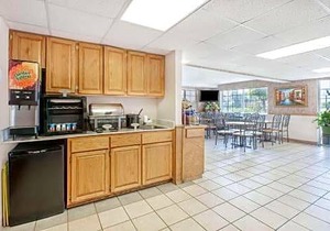 Days Inn by Wyndham Mountain Home