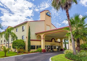 Days Inn by Wyndham Sarasota I-75