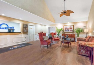 Days Inn by Wyndham Americus