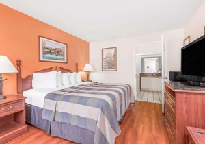 Days Inn by Wyndham Americus