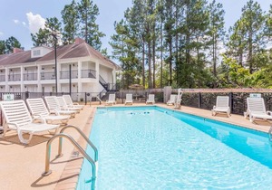 Days Inn by Wyndham Americus