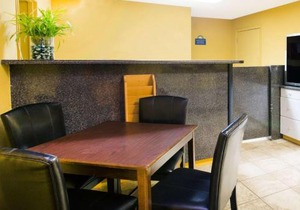 Days Inn by Wyndham Camilla