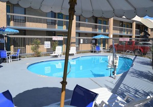 Days Inn by Wyndham Easley/Greenville/Clemson Area