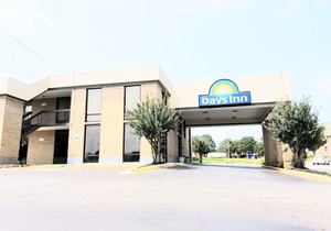 Days Inn by Wyndham Easley West of Greenville/Clemson Area