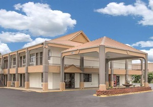 Days Inn by Wyndham Monroe