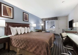 Days Inn by Wyndham Morton