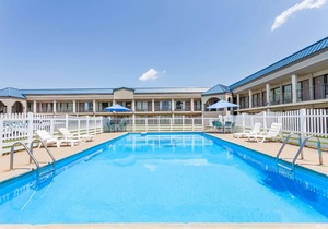 Days Inn by Wyndham Owensboro