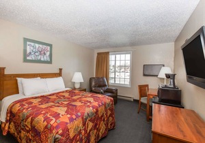 Days Inn by Wyndham Pierre