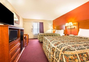 Days Inn by Wyndham Shorter