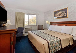 Days Inn by Wyndham Rockford